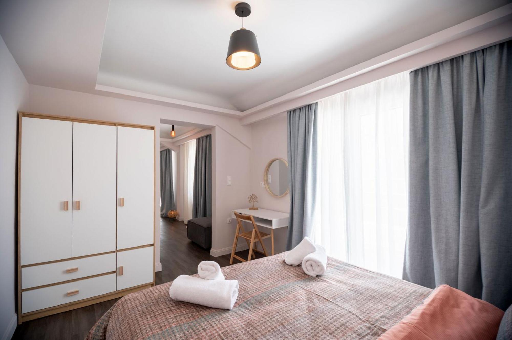 Apartment Niki - Sunny In Historic Center Athens